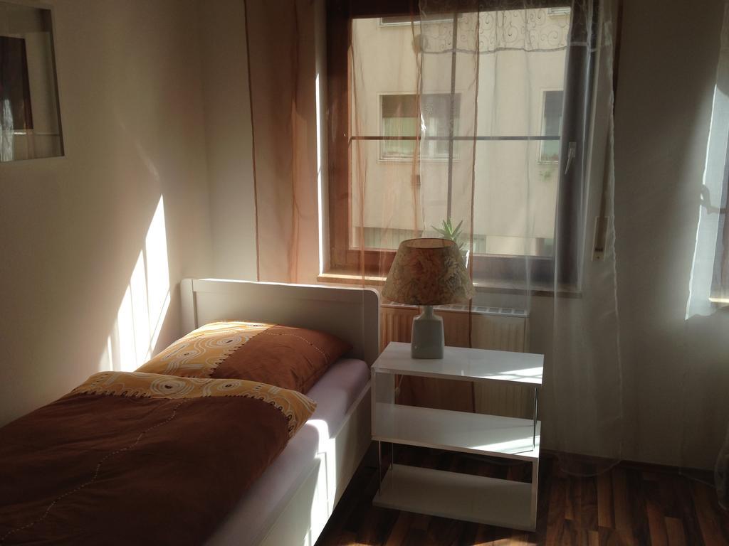 Apartment Nuernberg City-Center Nuremberga Quarto foto